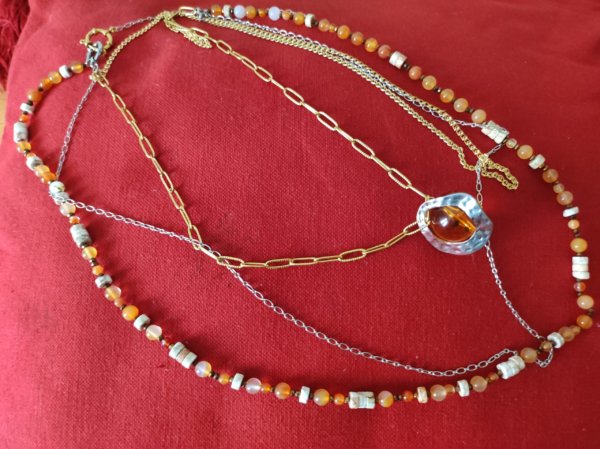 Collier Ambrésina