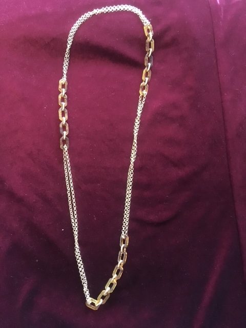 Le Collier Sonia